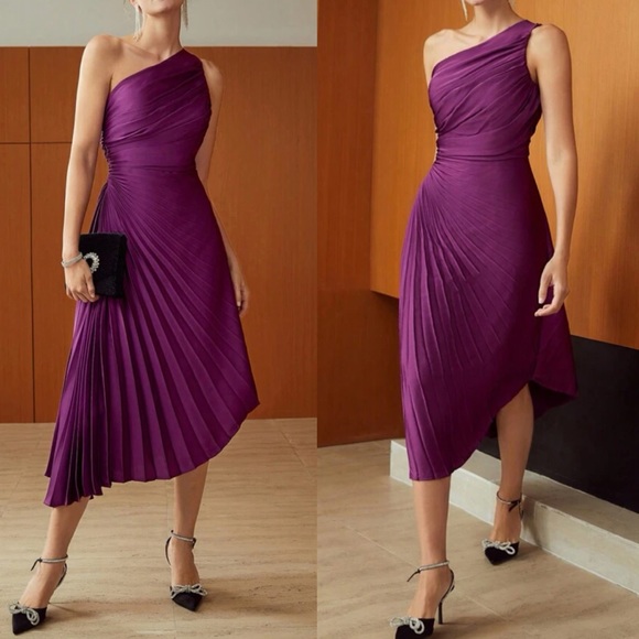 Luxe one shoulder pleated party formal dress - Picture 2 of 7
